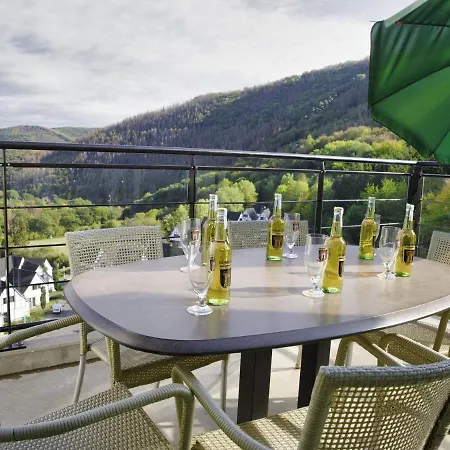 Luxurious Penthouse With Wellness Area, In Nature アパート ハイムバッハ